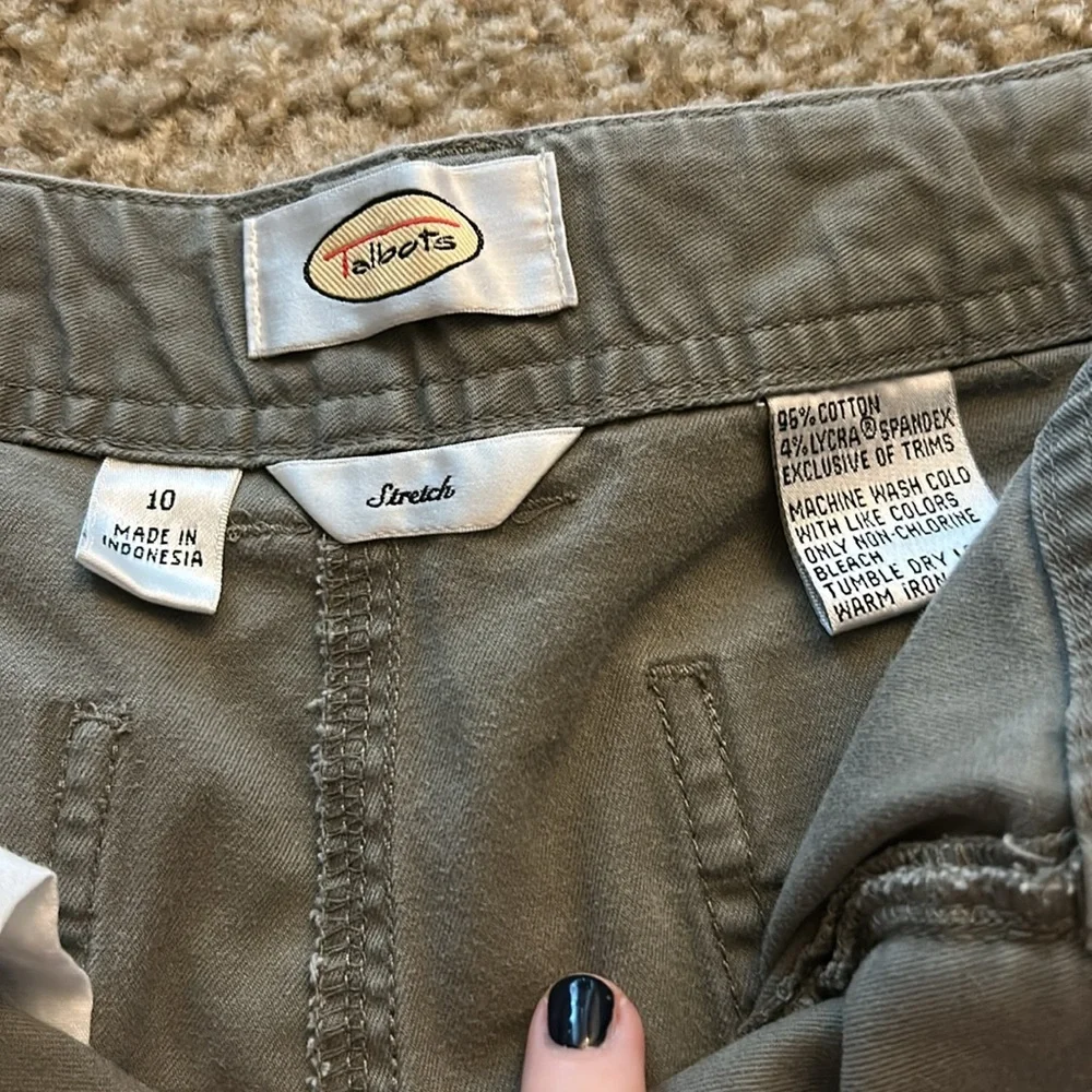 Talbots Cargo Shorts - Picture 2 of 3